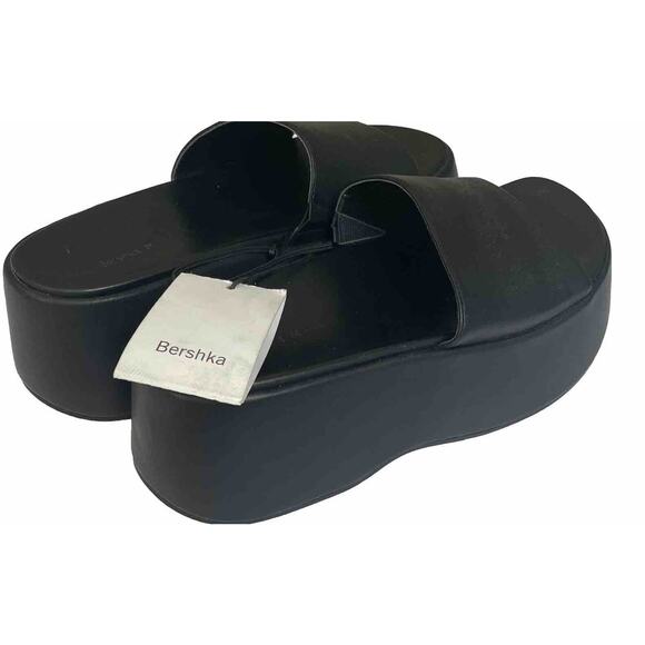 Bershka NWT Platform Slides Women's7.5 Sandals Round Toe Black Boho 90s Hippy - Picture 7 of 16